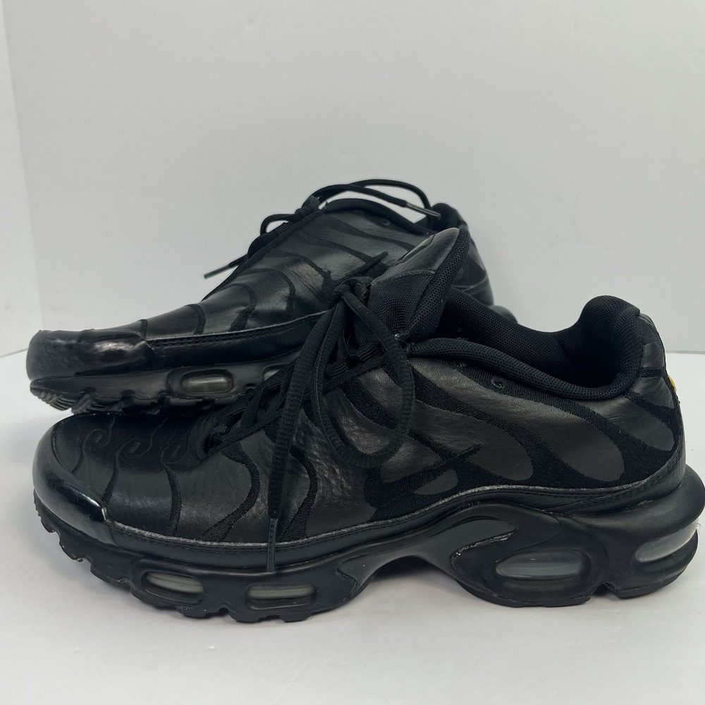 Nike Air Max Plus TN Triple Black Men's Size 8.5 Low Top Sneakers AJ2029-001